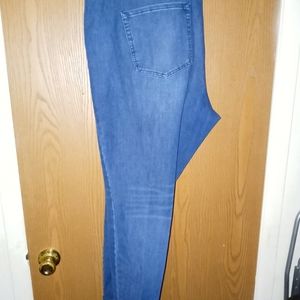 Women's jeans